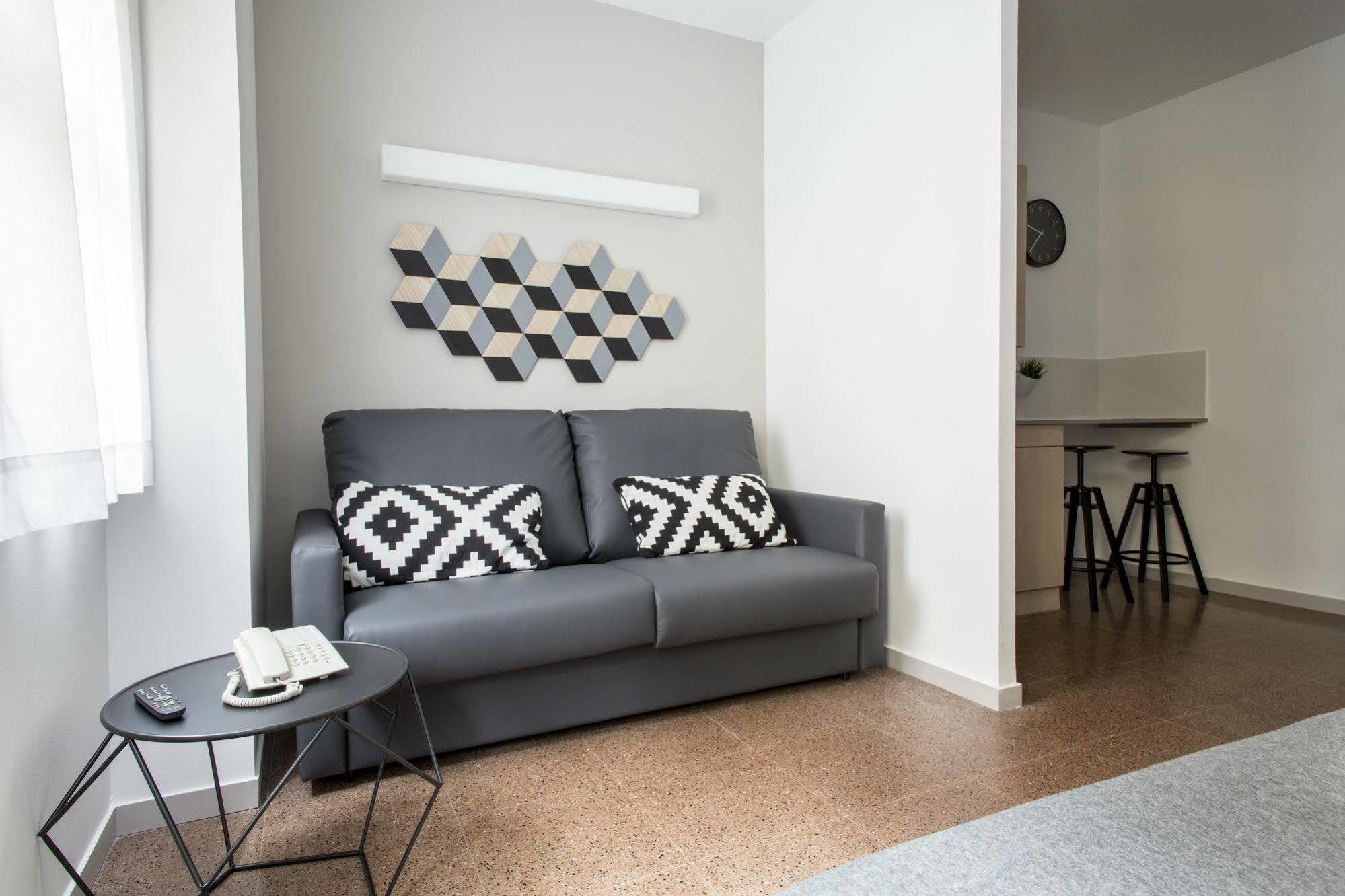 Residencia Universitaria Resa Blas De Otero Bilbao Eksteriør bilde
