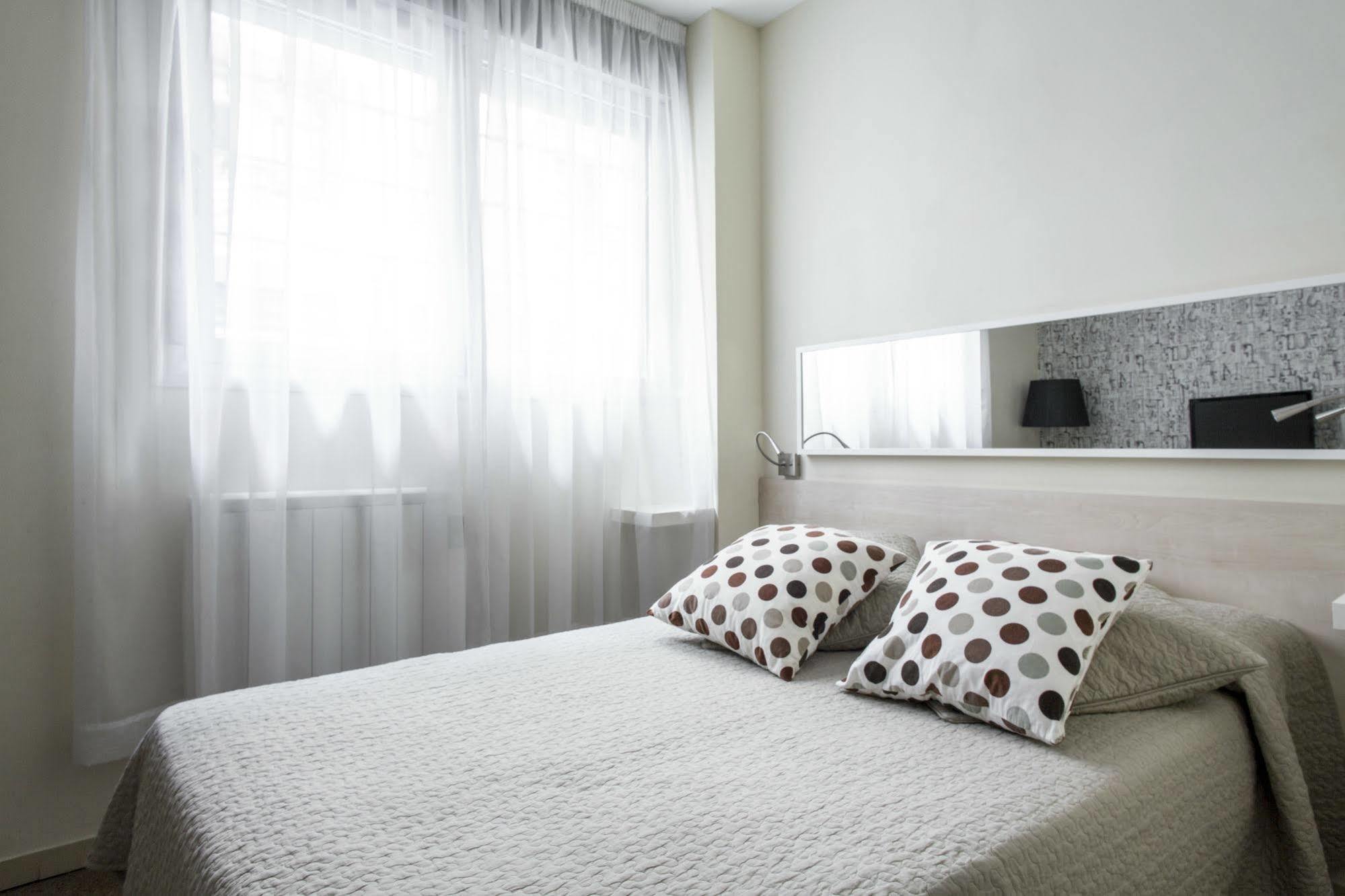 Residencia Universitaria Resa Blas De Otero Bilbao Eksteriør bilde