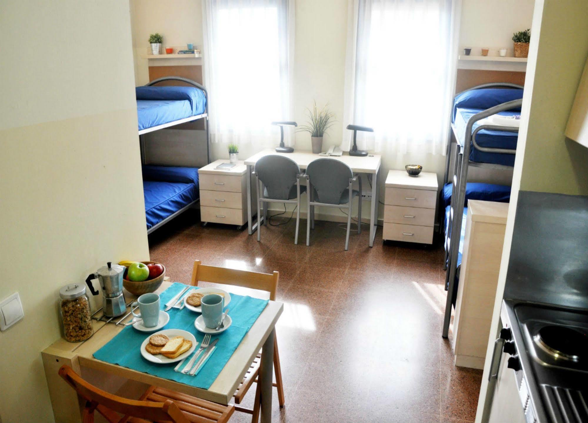 Residencia Universitaria Resa Blas De Otero Bilbao Eksteriør bilde
