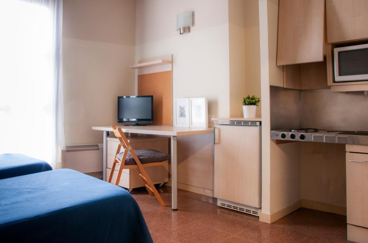 Residencia Universitaria Resa Blas De Otero Bilbao Eksteriør bilde